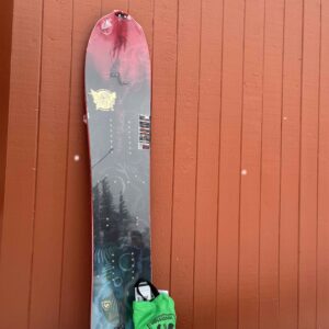 Beaver Sports - Rossi XV Snowboard - Fairbanks