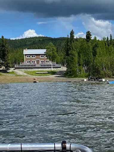 Quartz Lake Lodge – 2 Night Stay Deluxe Cabin – Delta Junction - Image 2